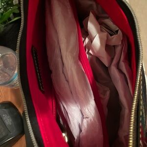 Dooney & Bourke Large
Erica Hobo Shoulder Bag (Black) Tartan Plaid
NWT/NEW